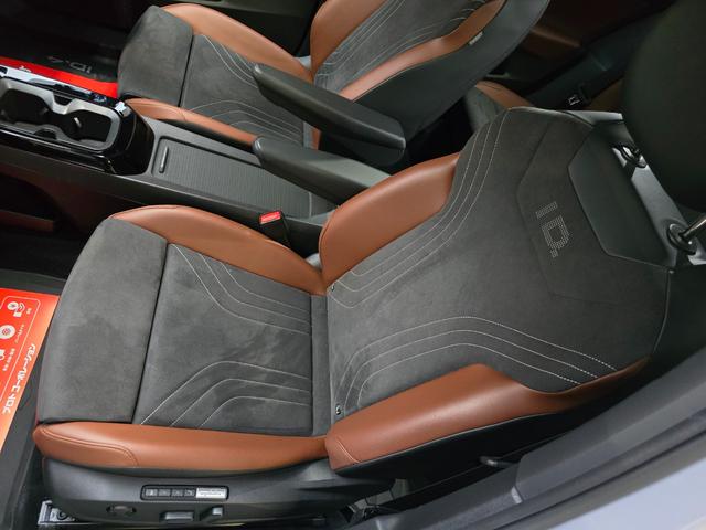 ID.4 プロ 新車保証継承 記録簿付 スペアキー付 CarPlay ドライブレコーダー ETC 360度カメラ アダプティブコントロール パノラマガラスルーフ オートライト アルミホイール シートヒーター CVT(41枚目)