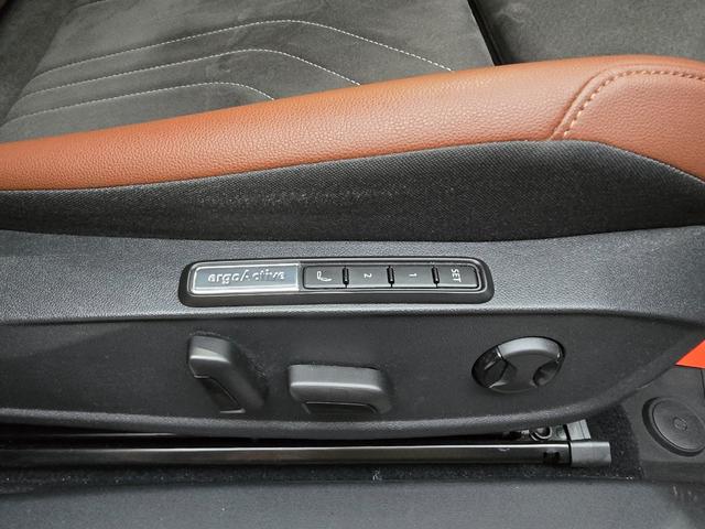 ID.4 プロ 新車保証継承 記録簿付 スペアキー付 CarPlay ドライブレコーダー ETC 360度カメラ アダプティブコントロール パノラマガラスルーフ オートライト アルミホイール シートヒーター CVT(54枚目)