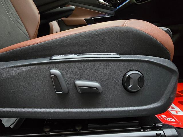 ID.4 プロ 新車保証継承 記録簿付 スペアキー付 CarPlay ドライブレコーダー ETC 360度カメラ アダプティブコントロール パノラマガラスルーフ オートライト アルミホイール シートヒーター CVT(55枚目)