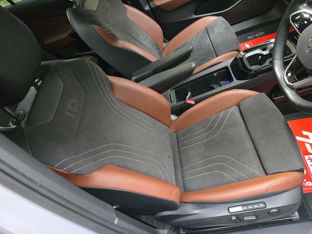 ID.4 プロ 新車保証継承 記録簿付 スペアキー付 CarPlay ドライブレコーダー ETC 360度カメラ アダプティブコントロール パノラマガラスルーフ オートライト アルミホイール シートヒーター CVT(58枚目)