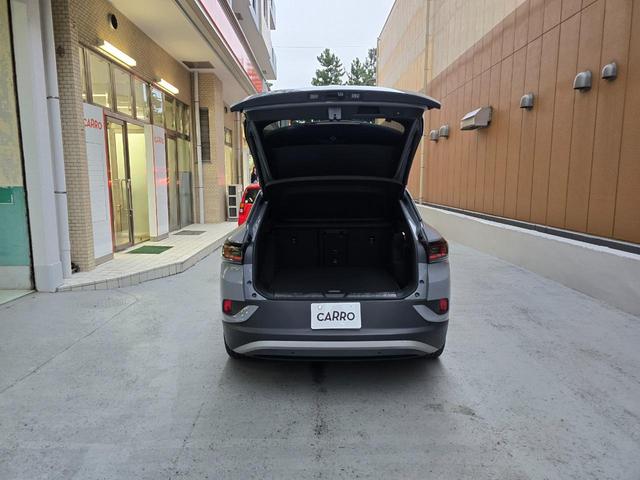 ＩＤ．４ プロ　新車保証継承　記録簿付　スペアキー付　ＣａｒＰｌａｙ　　ドライブレコーダー　ＥＴＣ　３６０度カメラ　アダプティブコントロール　パノラマガラスルーフ　オートライト　アルミホイール　シートヒーター　ＣＶＴ（67枚目）