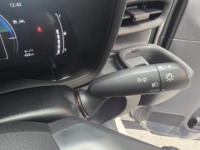 シエンタ ハイブリッドZ バックカメラ ナビ TV クリアランスソナー オートクルーズコントロール レーンアシスト 衝突被害軽減システム 両側電動スライドドア オートマチックハイビーム オートライト LEDヘッドランプ(24枚目)