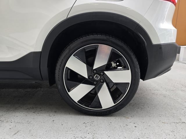 ＸＣ４０リチャージ リチャージ　アルティメットツインモーター　新車保証継承　ＯＰ純正２０インチホイール　ｈａｒｍａｎ／ｋａｒｄｏｎ　ワンオーナー　記録簿付　スペアキー付　４ＷＤ　ＥＴＣ　全周囲カメラ　アダプティブクルコン　サンルーフ　ＡｐｐｌｅＣａｒＰｌａｙ（21枚目）