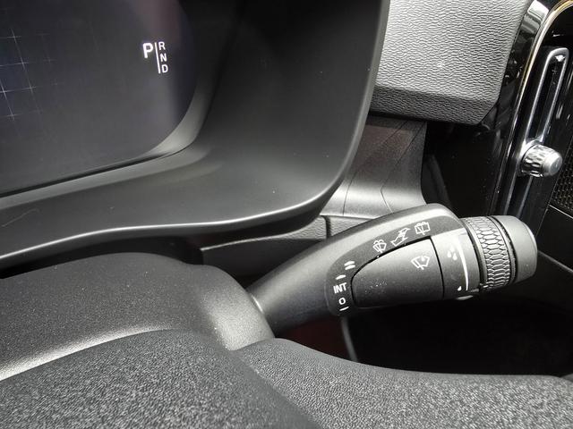 ＸＣ４０リチャージ リチャージ　アルティメットツインモーター　新車保証継承　ＯＰ純正２０インチホイール　ｈａｒｍａｎ／ｋａｒｄｏｎ　ワンオーナー　記録簿付　スペアキー付　４ＷＤ　ＥＴＣ　全周囲カメラ　アダプティブクルコン　サンルーフ　ＡｐｐｌｅＣａｒＰｌａｙ（36枚目）
