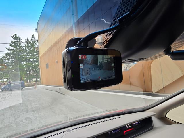 フリード Ｇ　ドライブレコーダー　ＥＴＣ　バックカメラ　ナビ　ＴＶ　オートクルーズコントロール　レーンアシスト　衝突被害軽減システム　両側電動スライドドア　オートライト　スマートキー　アイドリングストップ（7枚目）