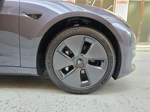 モデル３ ロングレンジ　ＡＷＤ　オートパイロット　ワンオーナー　禁煙車　保証継承　バッテリ保証　ＥＴＣ　パークアシスト　バックカメラ　サイドカメラ（23枚目）