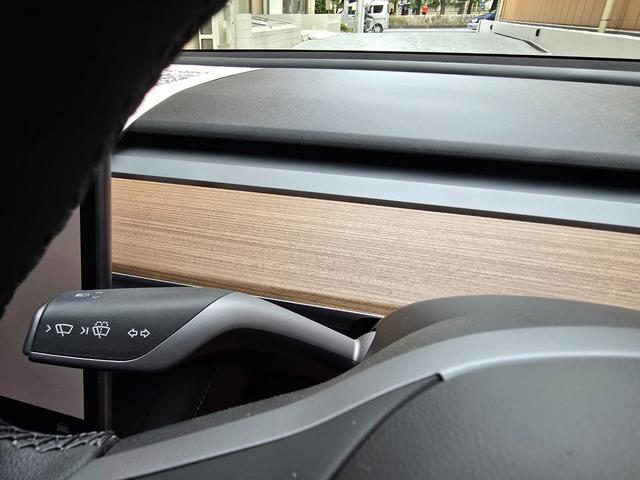 モデル３ ロングレンジ　ＡＷＤ　オートパイロット　ワンオーナー　禁煙車　保証継承　バッテリ保証　ＥＴＣ　パークアシスト　バックカメラ　サイドカメラ（30枚目）