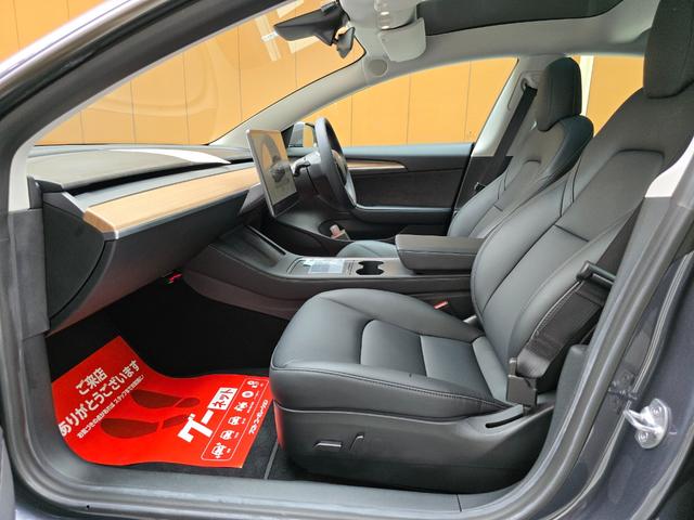 モデル３ ロングレンジ　ＡＷＤ　オートパイロット　ワンオーナー　禁煙車　保証継承　バッテリ保証　ＥＴＣ　パークアシスト　バックカメラ　サイドカメラ（51枚目）