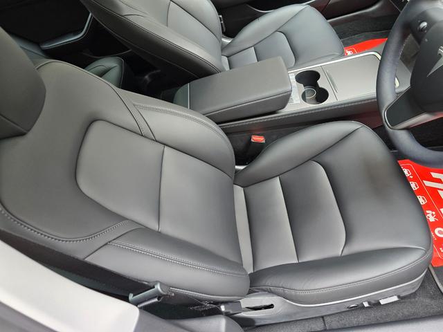 モデル３ ロングレンジ　ＡＷＤ　オートパイロット　ワンオーナー　禁煙車　保証継承　バッテリ保証　ＥＴＣ　パークアシスト　バックカメラ　サイドカメラ（54枚目）