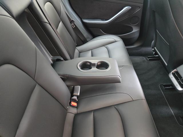 モデル３ ロングレンジ　ＡＷＤ　オートパイロット　ワンオーナー　禁煙車　保証継承　バッテリ保証　ＥＴＣ　パークアシスト　バックカメラ　サイドカメラ（57枚目）