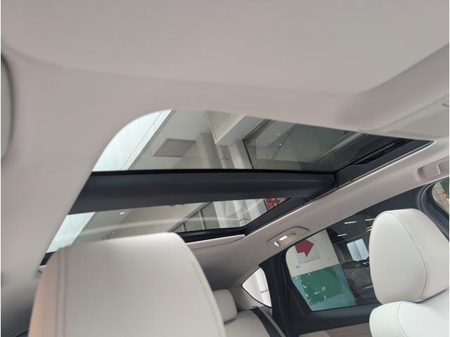 CX-60 XD エクスクルーシブモード 4WD 新車保証継承 記録簿付 スペアキー付 ETC 全周囲カメラ クリアランスソナー オートクルーズコントロール レーンアシスト 衝突被害軽減システム サンルーフ TV オートマチックハイビーム(38枚目)