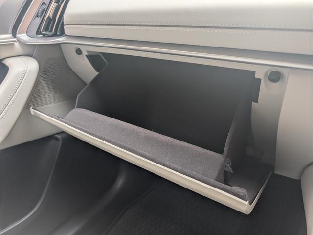 CX-60 XD エクスクルーシブモード 4WD 新車保証継承 記録簿付 スペアキー付 ETC 全周囲カメラ クリアランスソナー オートクルーズコントロール レーンアシスト 衝突被害軽減システム サンルーフ TV オートマチックハイビーム(43枚目)