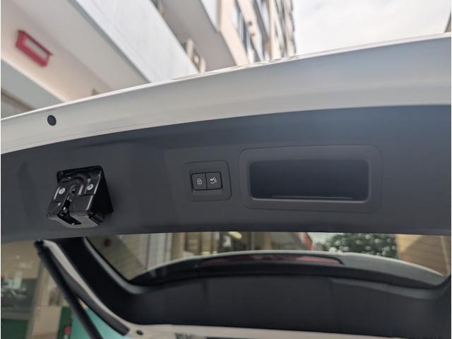 CX-60 XD エクスクルーシブモード 4WD 新車保証継承 記録簿付 スペアキー付 ETC 全周囲カメラ クリアランスソナー オートクルーズコントロール レーンアシスト 衝突被害軽減システム サンルーフ TV オートマチックハイビーム(51枚目)