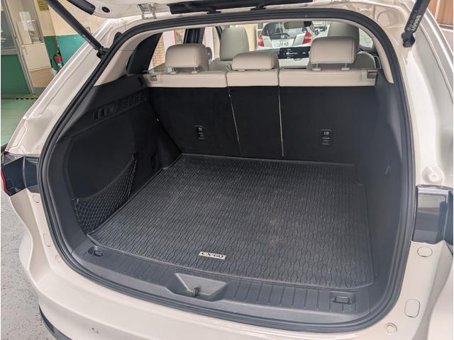 CX-60 XD エクスクルーシブモード 4WD 新車保証継承 記録簿付 スペアキー付 ETC 全周囲カメラ クリアランスソナー オートクルーズコントロール レーンアシスト 衝突被害軽減システム サンルーフ TV オートマチックハイビーム(53枚目)