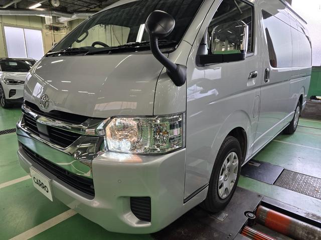 ハイエースワゴン グランドキャビン スーパーロング 令和7年式 10人乗り 片側電動スライドドア 全周囲カメラ スペアキー有 フルセグTV AppleCarPlay ETC 純正ホイール ワンオーナー 新車保証継承 記録簿(12枚目)