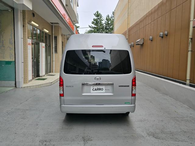 ハイエースワゴン グランドキャビン スーパーロング 令和7年式 10人乗り 片側電動スライドドア 全周囲カメラ スペアキー有 フルセグTV AppleCarPlay ETC 純正ホイール ワンオーナー 新車保証継承 記録簿(17枚目)