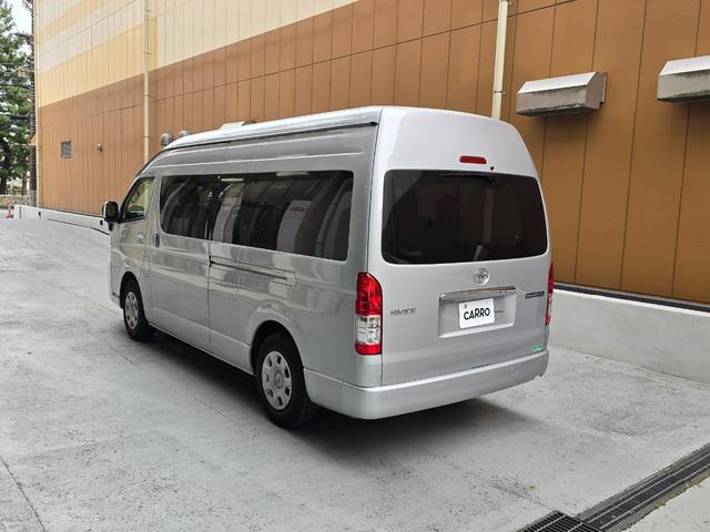 ハイエースワゴン グランドキャビン スーパーロング 令和7年式 10人乗り 片側電動スライドドア 全周囲カメラ スペアキー有 フルセグTV AppleCarPlay ETC 純正ホイール ワンオーナー 新車保証継承 記録簿(19枚目)