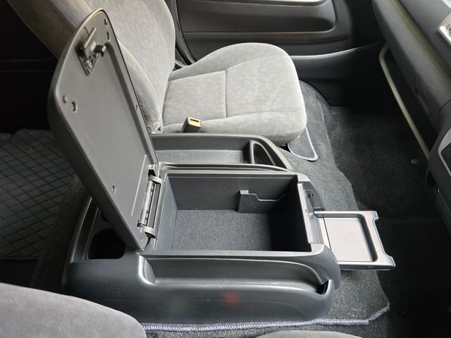 ハイエースワゴン グランドキャビン スーパーロング 令和7年式 10人乗り 片側電動スライドドア 全周囲カメラ スペアキー有 フルセグTV AppleCarPlay ETC 純正ホイール ワンオーナー 新車保証継承 記録簿(27枚目)