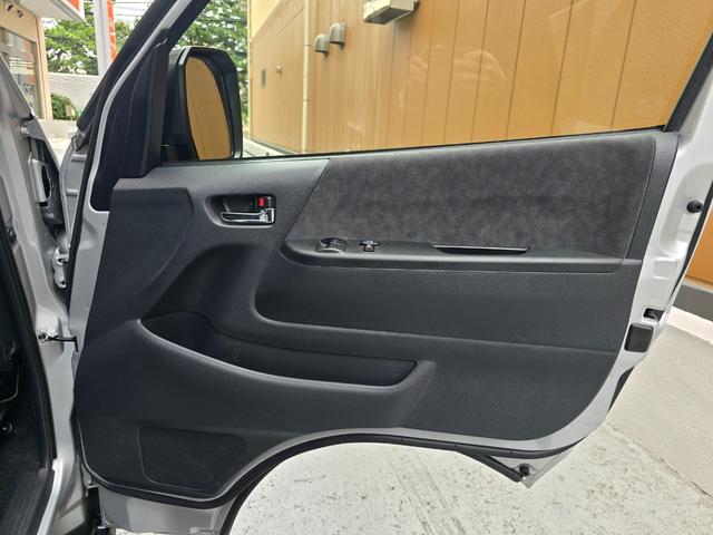 ハイエースワゴン グランドキャビン スーパーロング 令和7年式 10人乗り 片側電動スライドドア 全周囲カメラ スペアキー有 フルセグTV AppleCarPlay ETC 純正ホイール ワンオーナー 新車保証継承 記録簿(36枚目)