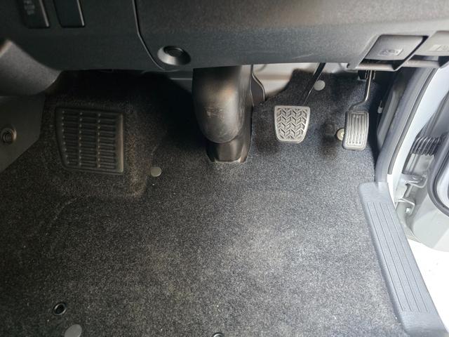 ハイエースワゴン グランドキャビン スーパーロング 令和7年式 10人乗り 片側電動スライドドア 全周囲カメラ スペアキー有 フルセグTV AppleCarPlay ETC 純正ホイール ワンオーナー 新車保証継承 記録簿(47枚目)