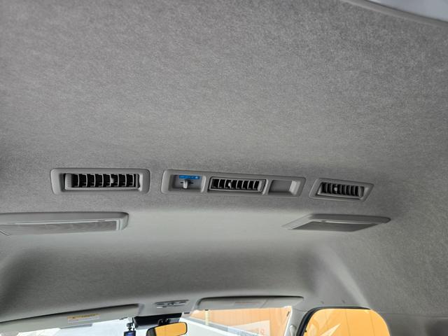 ハイエースワゴン グランドキャビン スーパーロング 令和7年式 10人乗り 片側電動スライドドア 全周囲カメラ スペアキー有 フルセグTV AppleCarPlay ETC 純正ホイール ワンオーナー 新車保証継承 記録簿(52枚目)