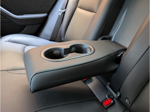 モデル３ スタンダードレンジプラス　黒内装　ブラックレザー　クリアランスソナー　バックカメラ　サイドカメラ　ナビ　アルミホイール　サンルーフ　ＡＴ　パワーシート　Ｂｌｕｅｔｏｏｔｈ　エアコン　パワーウィンドウ（53枚目）