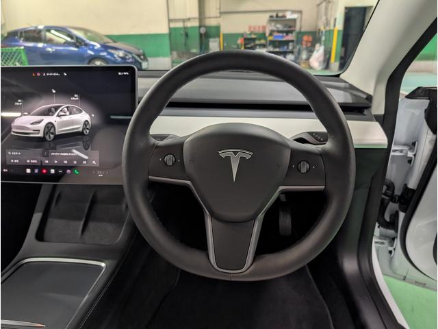 モデル3 スタンダードレンジプラス ETC バックカメラ サイドカメラ ナビ アルミホイール サンルーフ AT シートヒーター パワーシート エアコン パワーステアリング(3枚目)