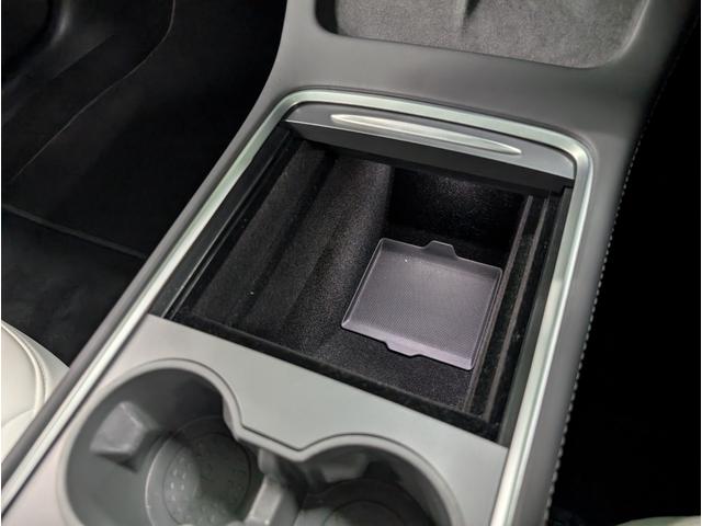 モデル3 スタンダードレンジプラス ETC バックカメラ サイドカメラ ナビ アルミホイール サンルーフ AT シートヒーター パワーシート エアコン パワーステアリング(43枚目)