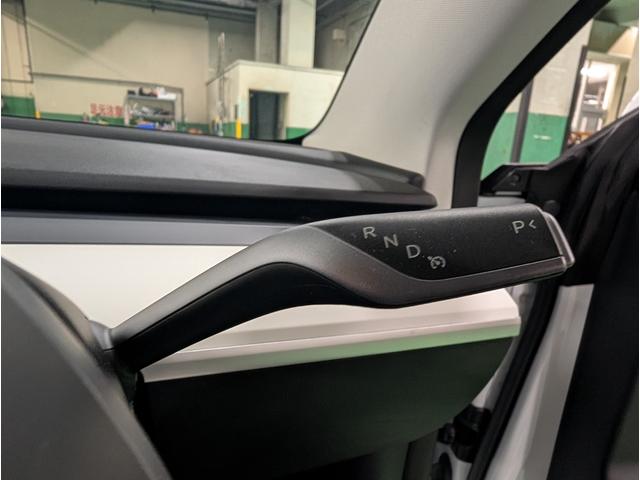 モデル3 スタンダードレンジプラス ETC バックカメラ サイドカメラ ナビ アルミホイール サンルーフ AT シートヒーター パワーシート エアコン パワーステアリング(47枚目)