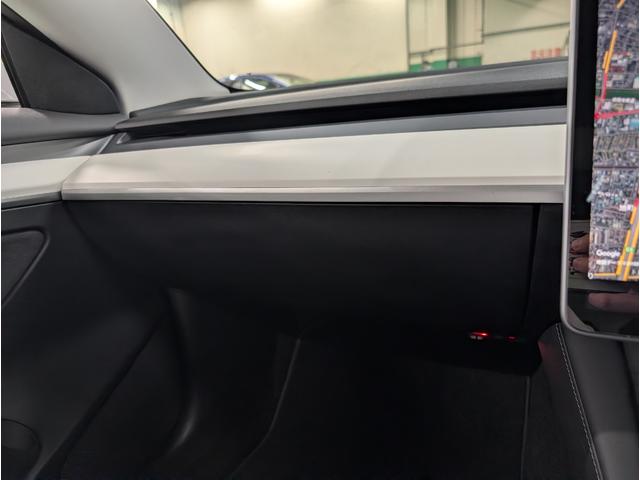 モデル3 スタンダードレンジプラス ETC バックカメラ サイドカメラ ナビ アルミホイール サンルーフ AT シートヒーター パワーシート エアコン パワーステアリング(49枚目)