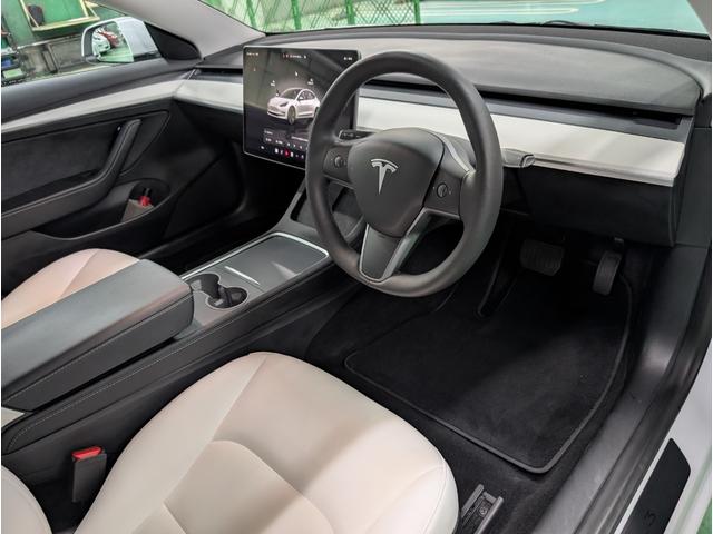 モデル3 スタンダードレンジプラス ETC バックカメラ サイドカメラ ナビ アルミホイール サンルーフ AT シートヒーター パワーシート エアコン パワーステアリング(54枚目)