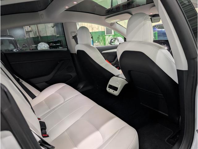 モデル3 スタンダードレンジプラス ETC バックカメラ サイドカメラ ナビ アルミホイール サンルーフ AT シートヒーター パワーシート エアコン パワーステアリング(59枚目)