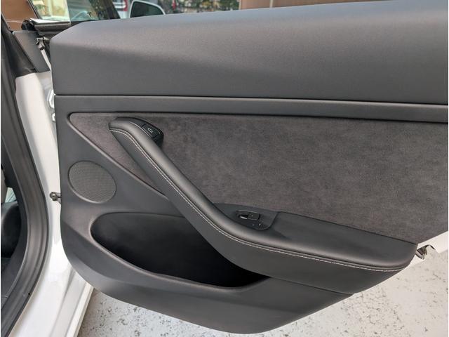 モデル3 スタンダードレンジプラス ETC バックカメラ サイドカメラ ナビ アルミホイール サンルーフ AT シートヒーター パワーシート エアコン パワーステアリング(69枚目)