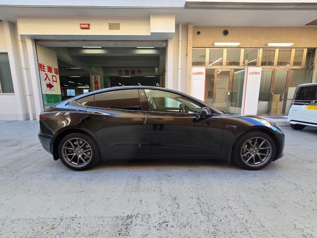 モデル3 ロングレンジ AWD ドライブレコーダー ETC バックカメラ サイドカメラ ナビ アルミホイール オートマチックハイビーム AT パワーシート Bluetooth パワーステアリング(14枚目)