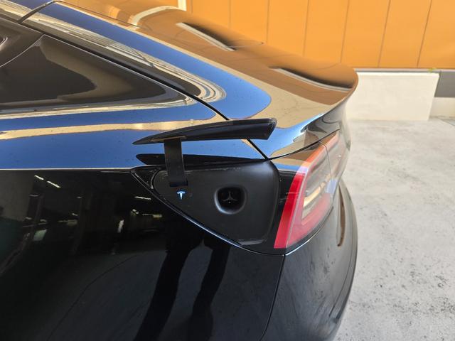 モデル3 ロングレンジ AWD ドライブレコーダー ETC バックカメラ サイドカメラ ナビ アルミホイール オートマチックハイビーム AT パワーシート Bluetooth パワーステアリング(23枚目)