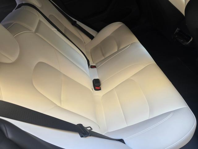 モデル3 ロングレンジ AWD ドライブレコーダー ETC バックカメラ サイドカメラ ナビ アルミホイール オートマチックハイビーム AT パワーシート Bluetooth パワーステアリング(55枚目)