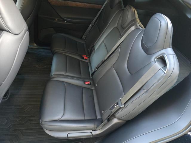 モデルＸ ロングレンジ　ＥＴＣ　バックカメラ　サイドカメラ　オートクルーズコントロール　パワーシート　サンルーフ　ナビ　電動リアゲート　アルミホイール　電動格納ミラー　ＣＶＴ　エアコン　パワーステアリング（49枚目）