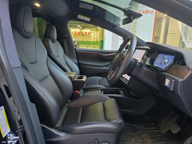 モデルＸ ロングレンジ　ＥＴＣ　バックカメラ　サイドカメラ　オートクルーズコントロール　パワーシート　サンルーフ　ナビ　電動リアゲート　アルミホイール　電動格納ミラー　ＣＶＴ　エアコン　パワーステアリング（64枚目）