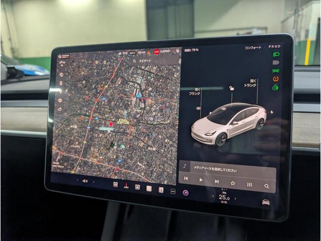 モデル３ スタンダードレンジプラス　ＥＴＣ　オートクルーズコントロール　バックカメラ　サイドカメラ　ナビ　アルミホイール　オートマチックハイビーム　サンルーフ　ＣＶＴ　パワーシート　Ｂｌｕｅｔｏｏｔｈ　ＡＢＳ　エアコン　運転席エアバッグ（7枚目）