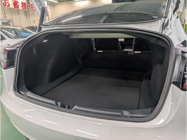 モデル３ スタンダードレンジプラス　ＥＴＣ　オートクルーズコントロール　バックカメラ　サイドカメラ　ナビ　アルミホイール　オートマチックハイビーム　サンルーフ　ＣＶＴ　パワーシート　Ｂｌｕｅｔｏｏｔｈ　ＡＢＳ　エアコン　運転席エアバッグ（36枚目）