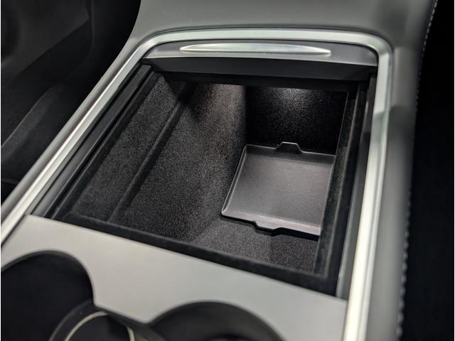 モデル３ スタンダードレンジプラス　ＥＴＣ　オートクルーズコントロール　バックカメラ　サイドカメラ　ナビ　アルミホイール　オートマチックハイビーム　サンルーフ　ＣＶＴ　パワーシート　Ｂｌｕｅｔｏｏｔｈ　ＡＢＳ　エアコン　運転席エアバッグ（43枚目）