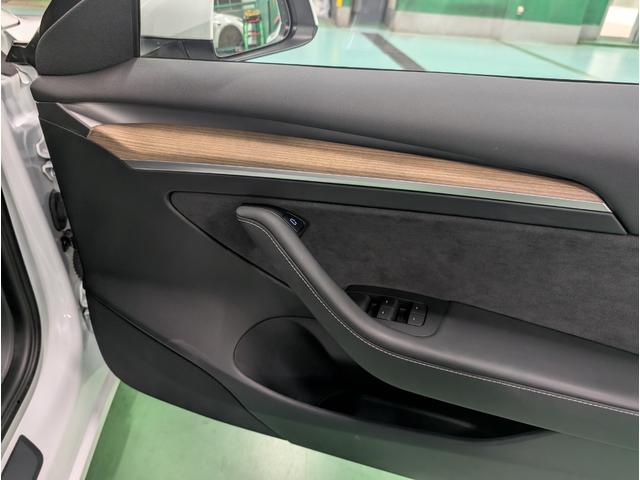 モデル３ スタンダードレンジプラス　ＥＴＣ　オートクルーズコントロール　バックカメラ　サイドカメラ　ナビ　アルミホイール　オートマチックハイビーム　サンルーフ　ＣＶＴ　パワーシート　Ｂｌｕｅｔｏｏｔｈ　ＡＢＳ　エアコン　運転席エアバッグ（56枚目）