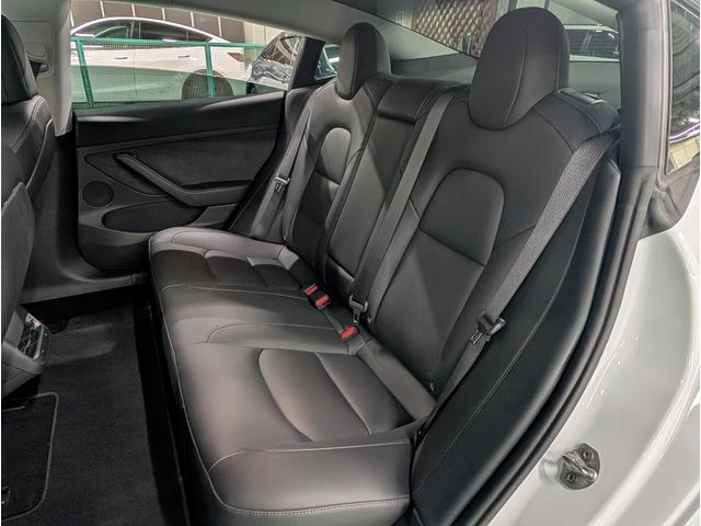 モデル３ スタンダードレンジプラス　ＥＴＣ　オートクルーズコントロール　バックカメラ　サイドカメラ　ナビ　アルミホイール　オートマチックハイビーム　サンルーフ　ＣＶＴ　パワーシート　Ｂｌｕｅｔｏｏｔｈ　ＡＢＳ　エアコン　運転席エアバッグ（62枚目）