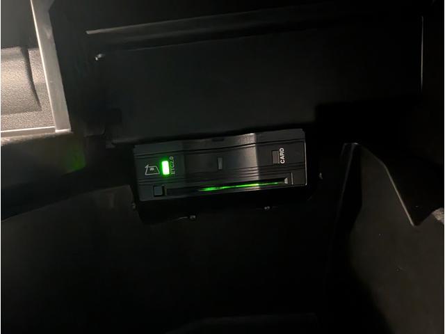 EQB EQB350 4マチック AMGラインパッケージ 4WD 全周囲カメラ クリアランスソナー オートクルーズコントロール パワーシート 衝突被害軽減システム ナビ TV LEDヘッドランプ ヘッドライトウォッシャー アルミホイール シートヒーター(7枚目)