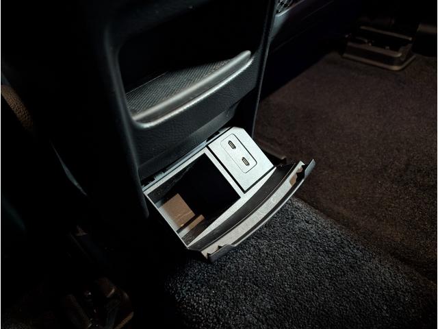 EQB EQB350 4マチック AMGラインパッケージ 4WD 全周囲カメラ クリアランスソナー オートクルーズコントロール パワーシート 衝突被害軽減システム ナビ TV LEDヘッドランプ ヘッドライトウォッシャー アルミホイール シートヒーター(63枚目)