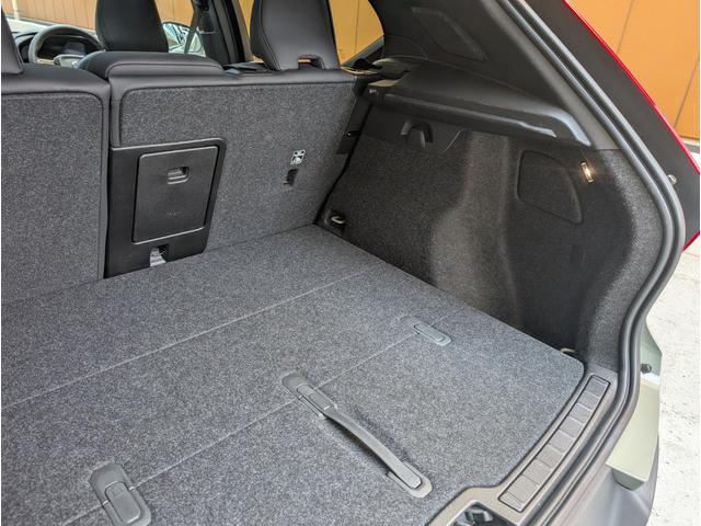 ＸＣ４０リチャージ リチャージ　アルティメットツインモーター　４ＷＤ　ドライブレコーダー　ＥＴＣ　クリアランスソナー　オートクルーズコントロール　レーンアシスト　パワーシート　衝突被害軽減システム　サンルーフ　オートマチックハイビーム　オートライト（71枚目）