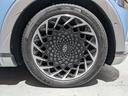 ラウンジ　ＡＷＤ　リミテッドエディション　ワンオーナー・新車保証継承　限定２０台　ドライブレコーダー　全周囲カメラ　オートクルーズコントロール　レーンアシスト　パワーシート　衝突被害軽減システム　サンルーフ　ナビ　オートライト　電動リアゲート（26枚目）