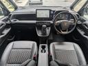 毎回座るフロントシート。運転席は必ず使用する部分ですので、座り心地が重要です！