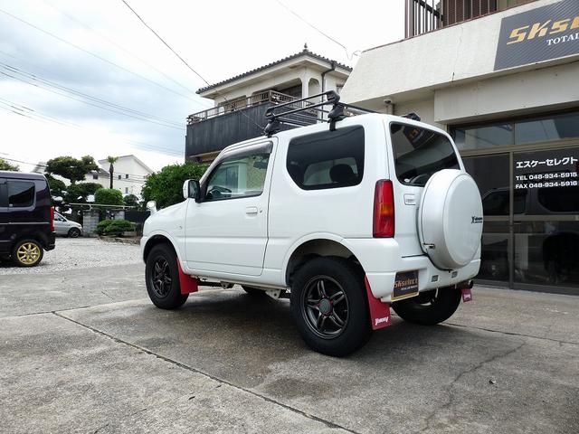 ジムニー クロスアドベンチャーＸＣ　純正５速ＭＴ　限定車２インチリフトアピオＳＡ２０　Ｎ８セット　純正スリップデフキット　モンスタースポーツマフラー　Ｆグリル　ナビ地デジフルセグＴＶ　ＥＴＣ　ＪＡＯＳバケーション１６インチアルミ（6枚目）
