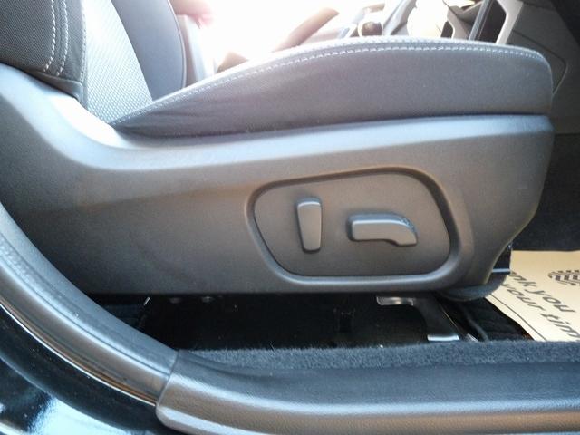 フォレスター ２．０ｉ－Ｌ　１オーナー車．純正６速ＭＴ後期型ナビ地デジフルセグＴＶ　バックカメラＥＴＣインテリアＰＫＧＳＴＩフレキシブルタワーバー全席シートヒータースマートキークルコンＬＥＤライト取説保証書スペアキー１７インチ（37枚目）